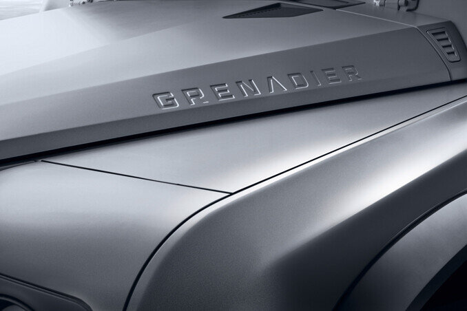 grenadier bonnet