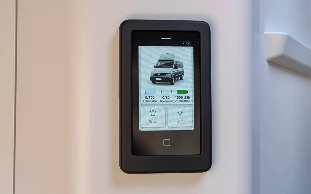 Touchdisplay zur Steuerung der Campingfunktionen
