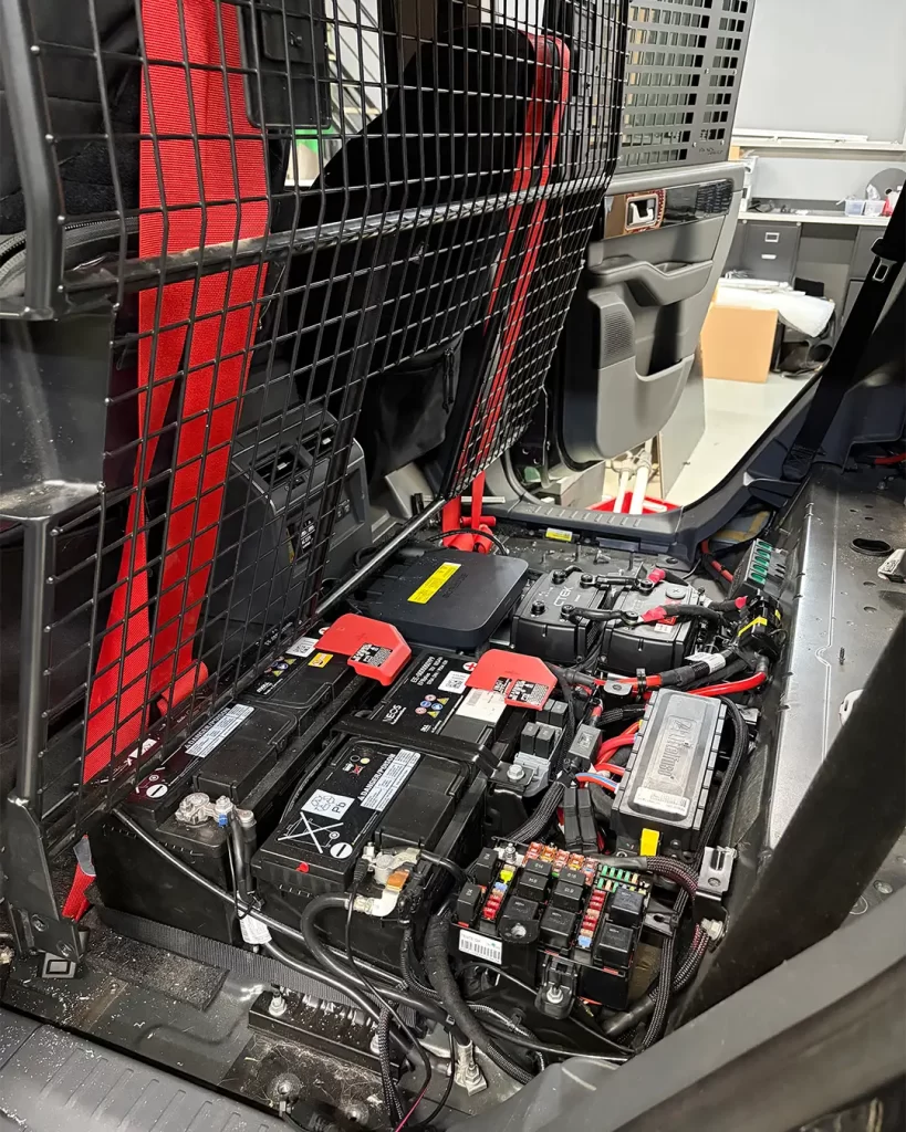 Batterien, wo früher die Rücksitze waren