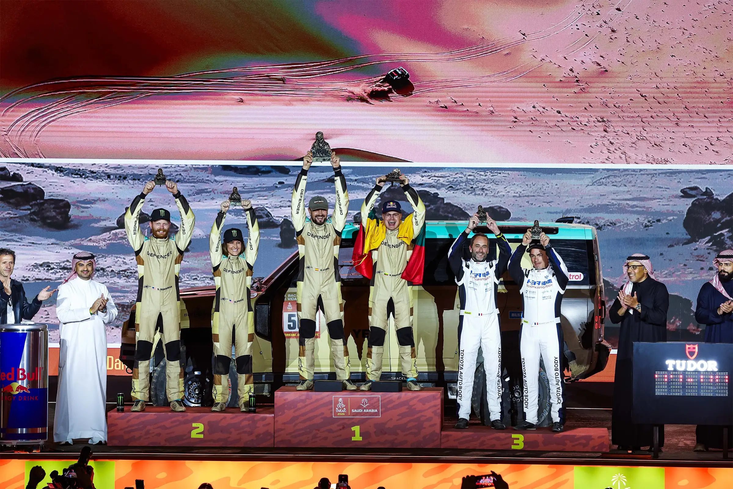 Defender gewinnt Stock-Klasse der Dakar Rally 2026 beim historischen Werkseinsatz-Debüt